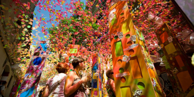 МНЕНИЕ: Москва не Барселона или «Есть установка весело праздновать целый год!»