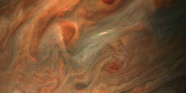 Новый снимок Юпитера, созданный зондом Juno, опубликован на сайте НАСА