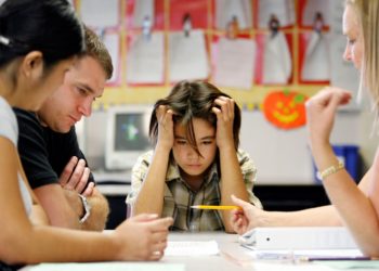 Фонд соцразвития и охраны здоровья научит трудных подростков навыкам трудоустройства