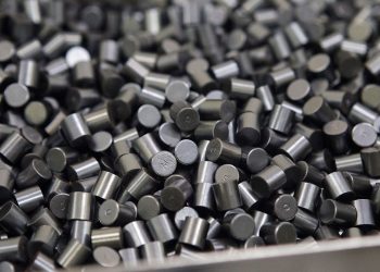 Заявление Украины о собственном производстве ядерного топлива абсурдно – международный эксперт